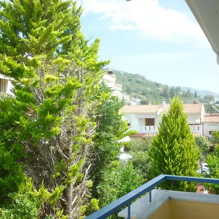 Sea View *